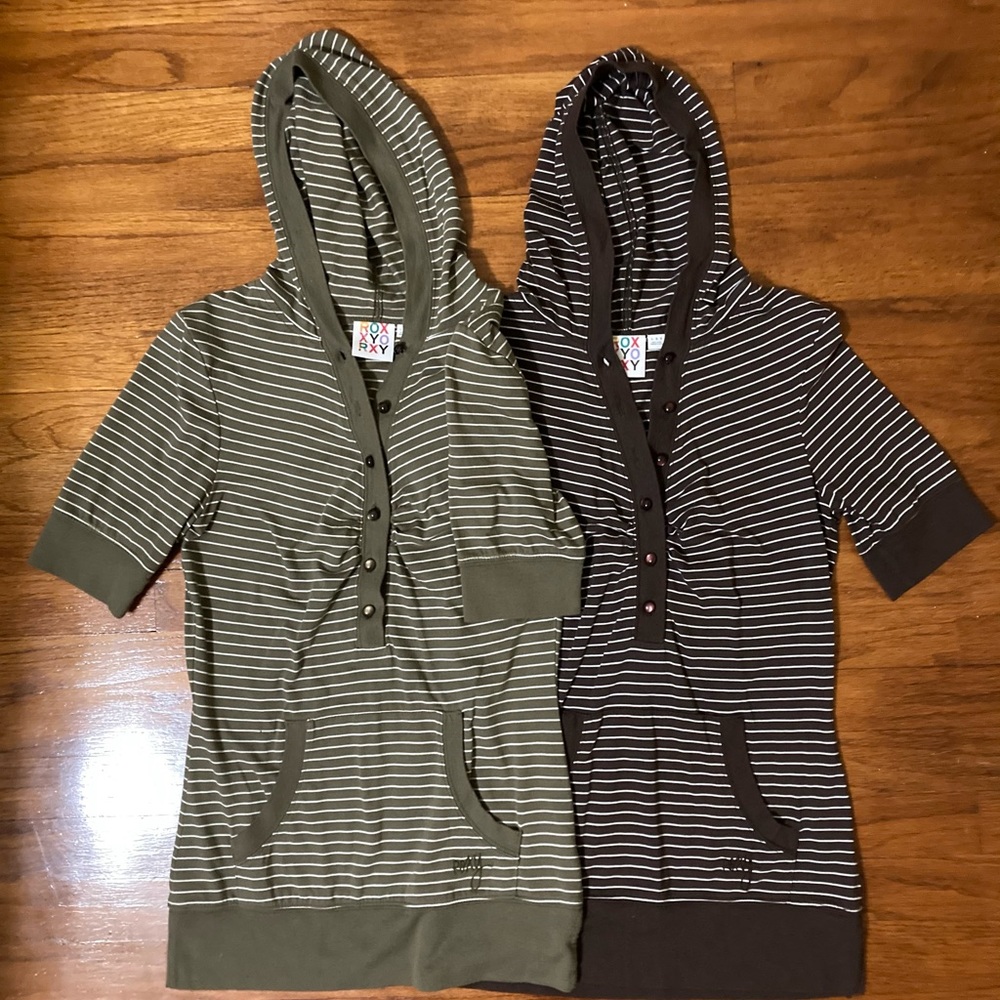 Lot of 2 Roxy Hooded Tees in EUC